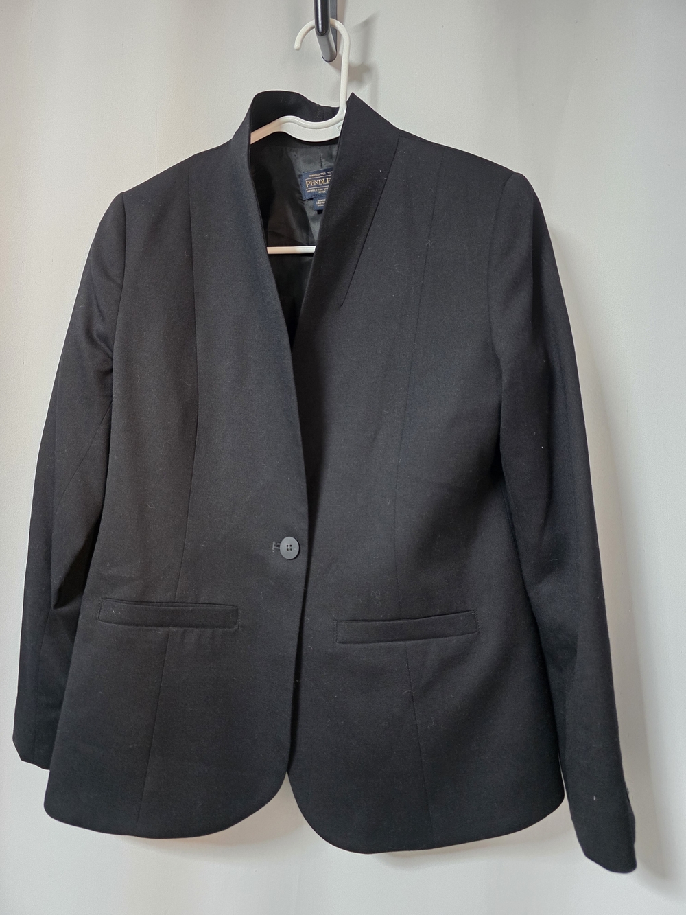Pendleton Black Collarless Single-Button Women's Blazer